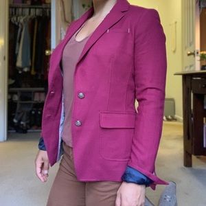 Beautiful Banana Republic pink/plum/magenta women’s blazer.